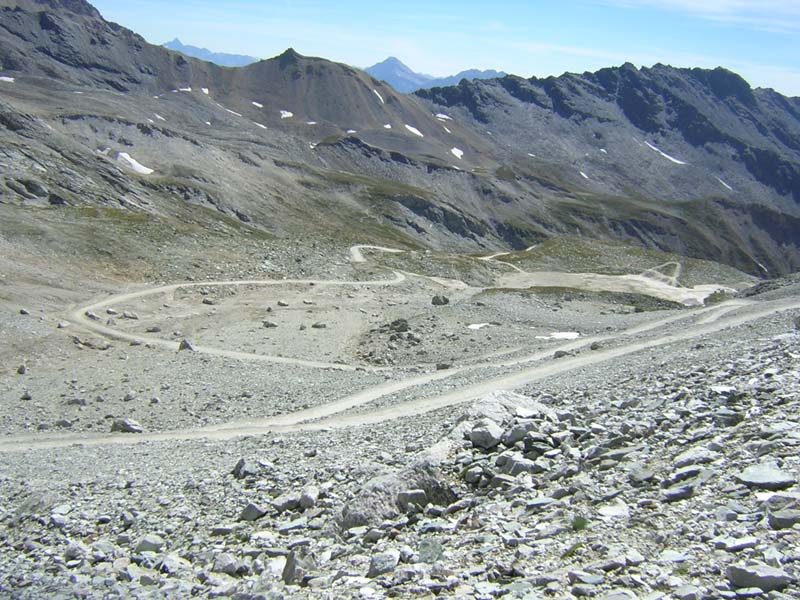 s075